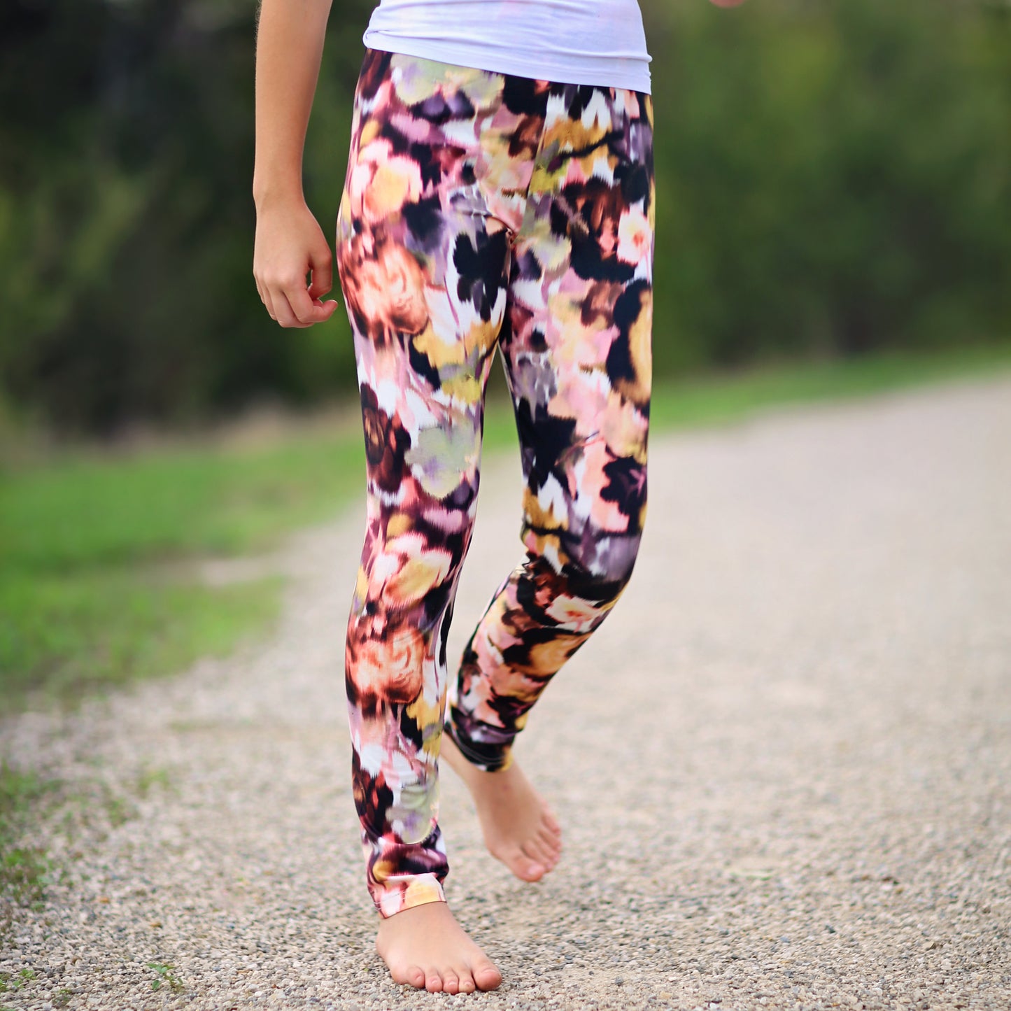 Floral Leggings in Brown and Pink Blur