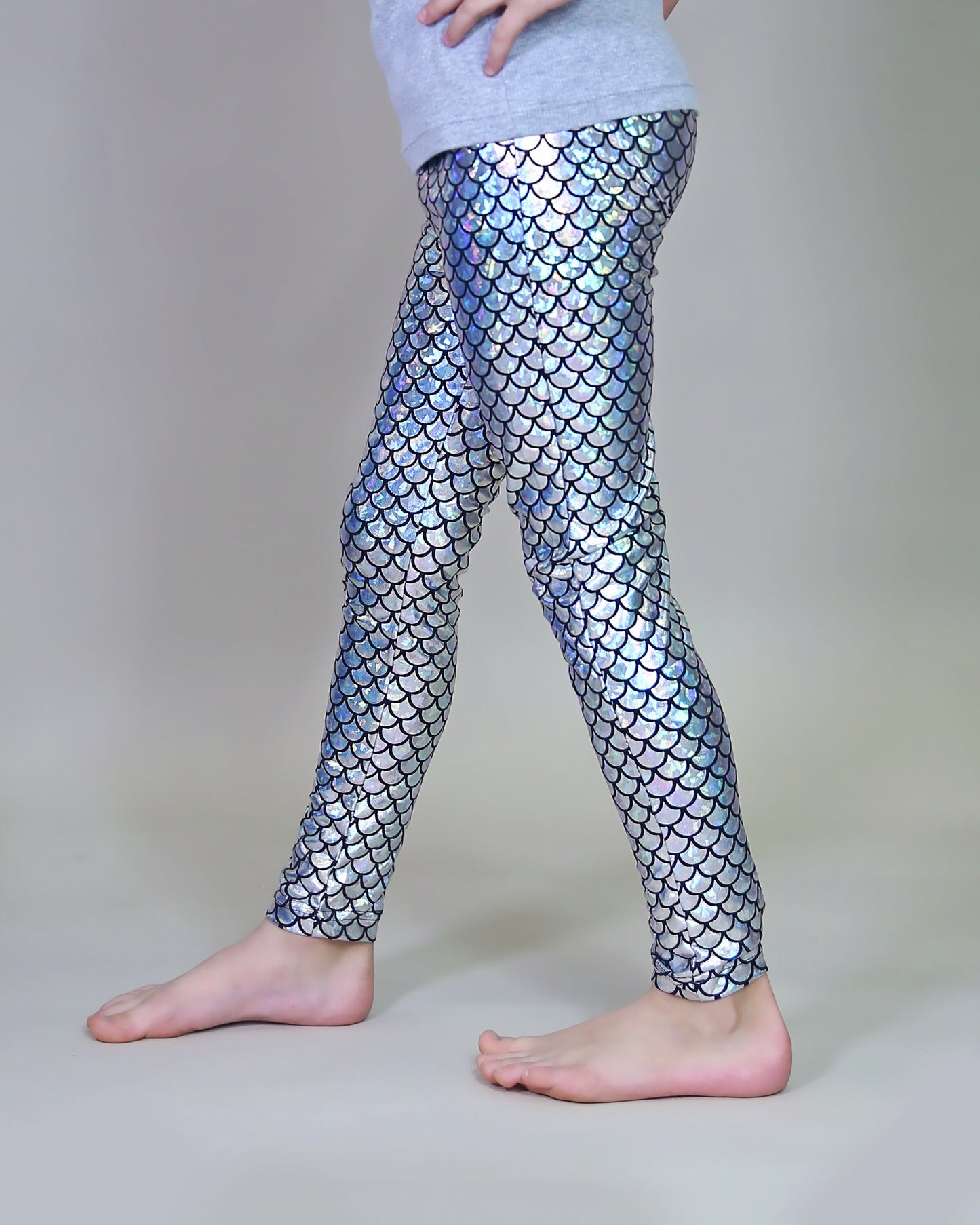 Metallic Leggings in Silver Mermaid