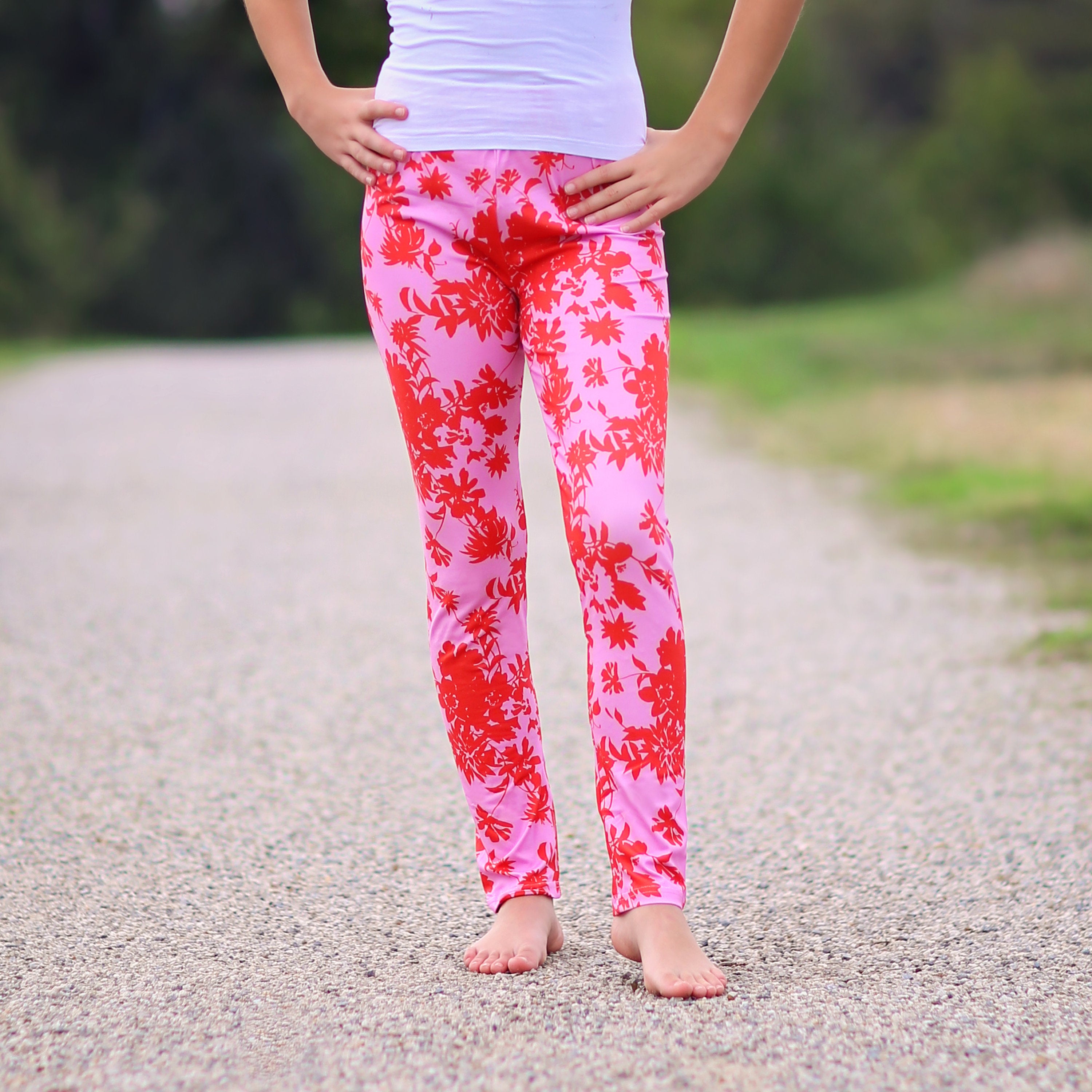 Floral Leggings in Red and Pink