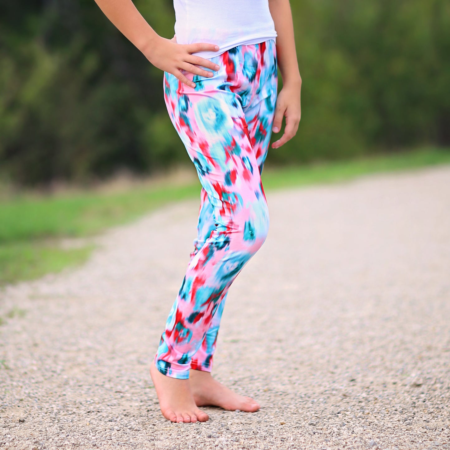 Floral Leggings in Turquoise and Pink Blur