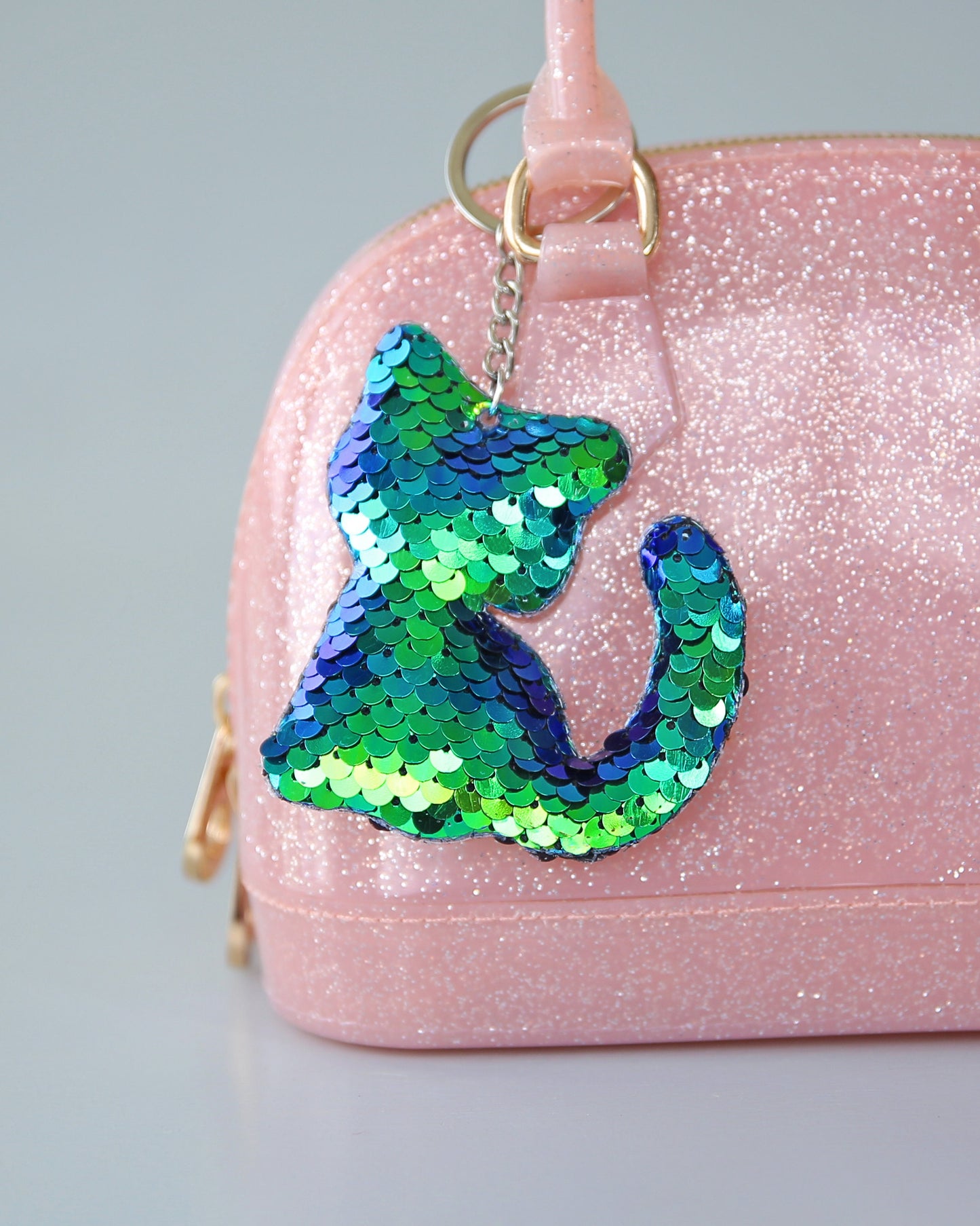 Green Sequin Cat Keychain- Sequin Keychain, backpack charm, green cat, party favor, gift for her, stocking stuffer, birthday gift, kitten